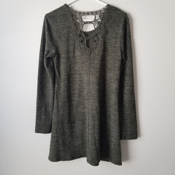 Alya Knit Long Sleeve Mini Dress Cut Out Lace Back Details Size S - Picture 6 of 12